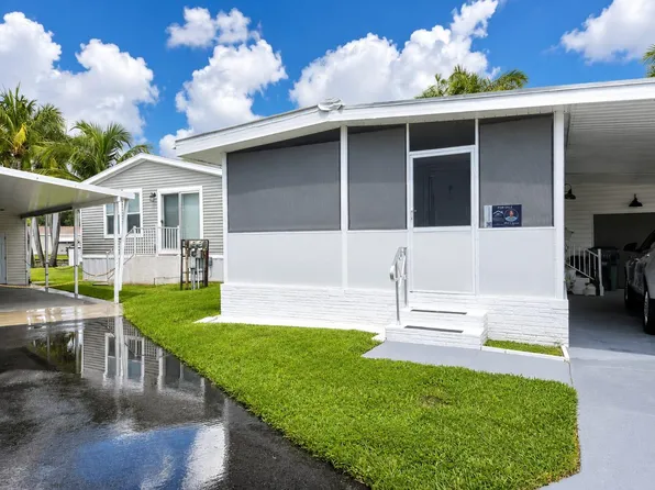 3302 Lake Street, Hollywood, FL 33021