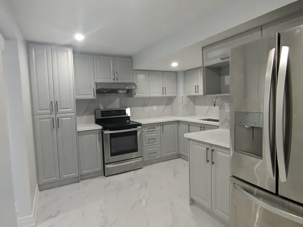 51 Britannia Ave E, Oshawa, ON L1L 0C1