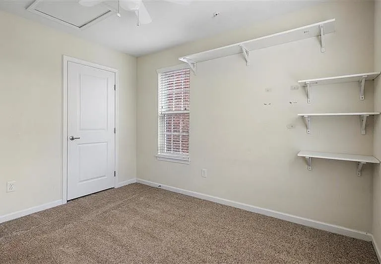 1922 Georgetown Dr — Photo 12