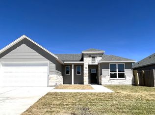 3414 Pineda St, Corpus Christi, TX 78414