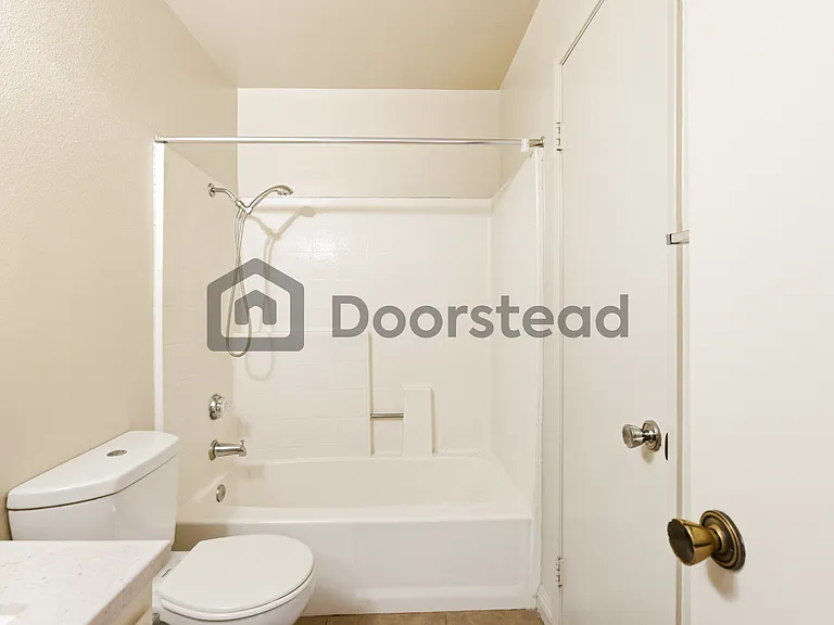 3104 Jaguar Way #B — Photo 20