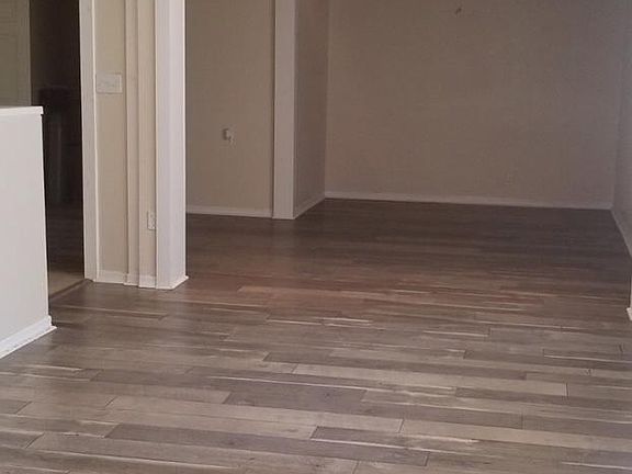 5th image of 8728 Trilby Ave