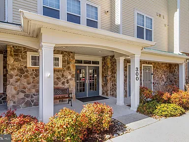 Lakeland Ridge Codm - 300 High Gables Dr Gaithersburg MD | Zillow