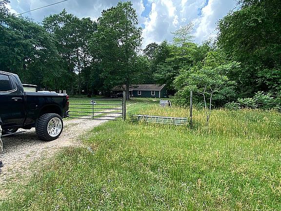 2nd image of 150 Hulon Dr