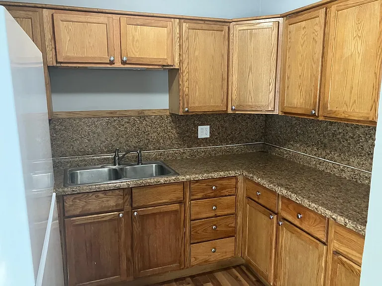 2615 N Pine St #2 — Photo 5