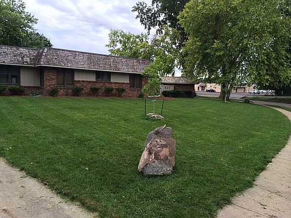 View from NW. Landscape Rock