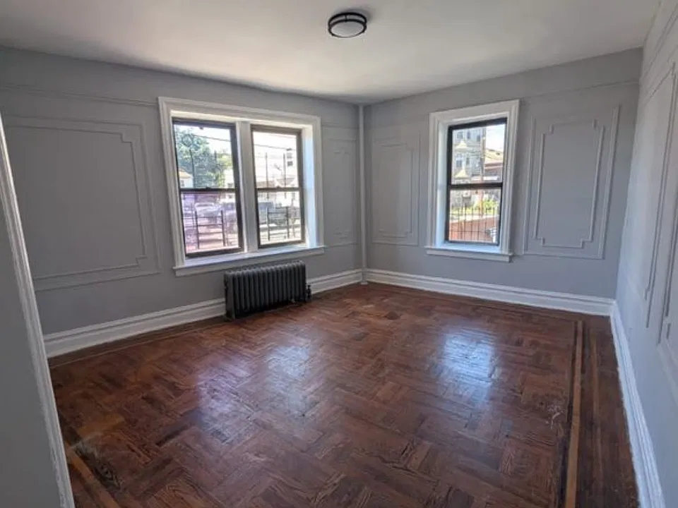 160 Ellis Ave #101A