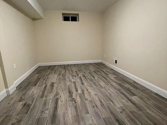 4th image of 449 Deisius St #1