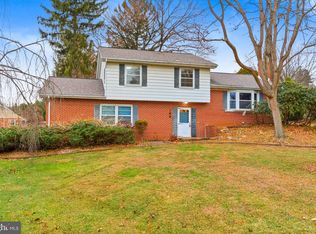 180 Delp Rd, Lancaster, PA 17601