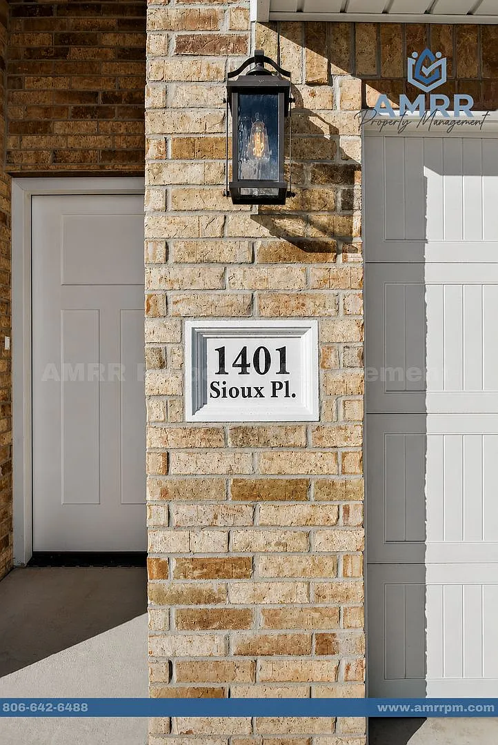 Brand New Home Located in Mesilla Park- Perfect for Modern Living! — Photo 3