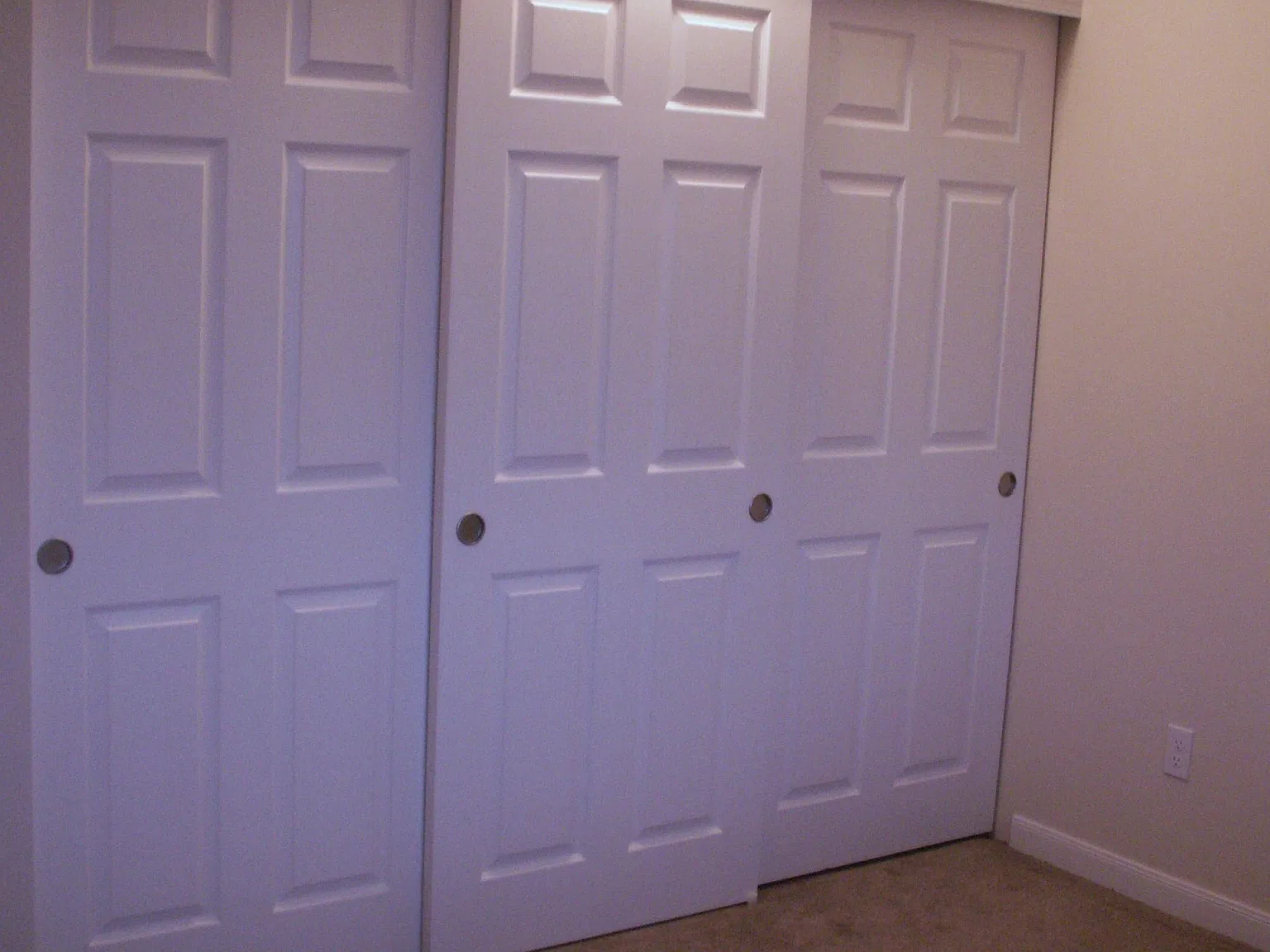 1 bed, 843 sqft, $1,100 — Photo 2