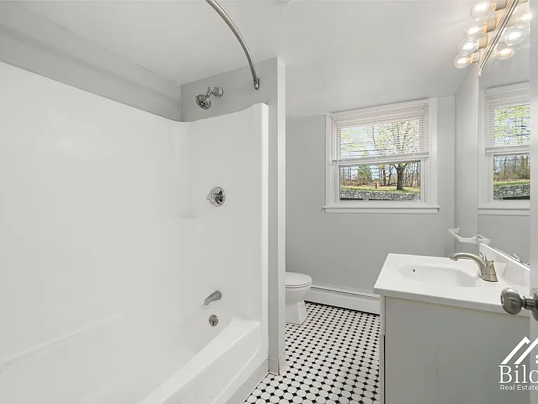 Hillside Terrace Apartments — Photo 144