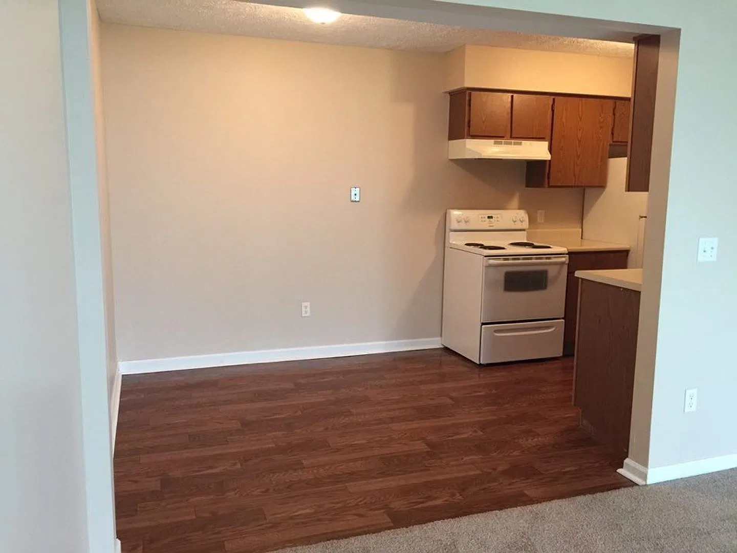 Residences at Fox Pointe — Photo 3