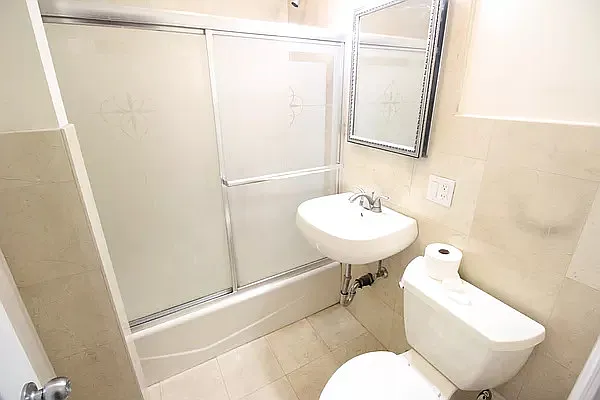 Rented by Luxor Homes & Investment Realty | media 21