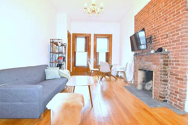 Rented by Manhattan Spaces | media 1