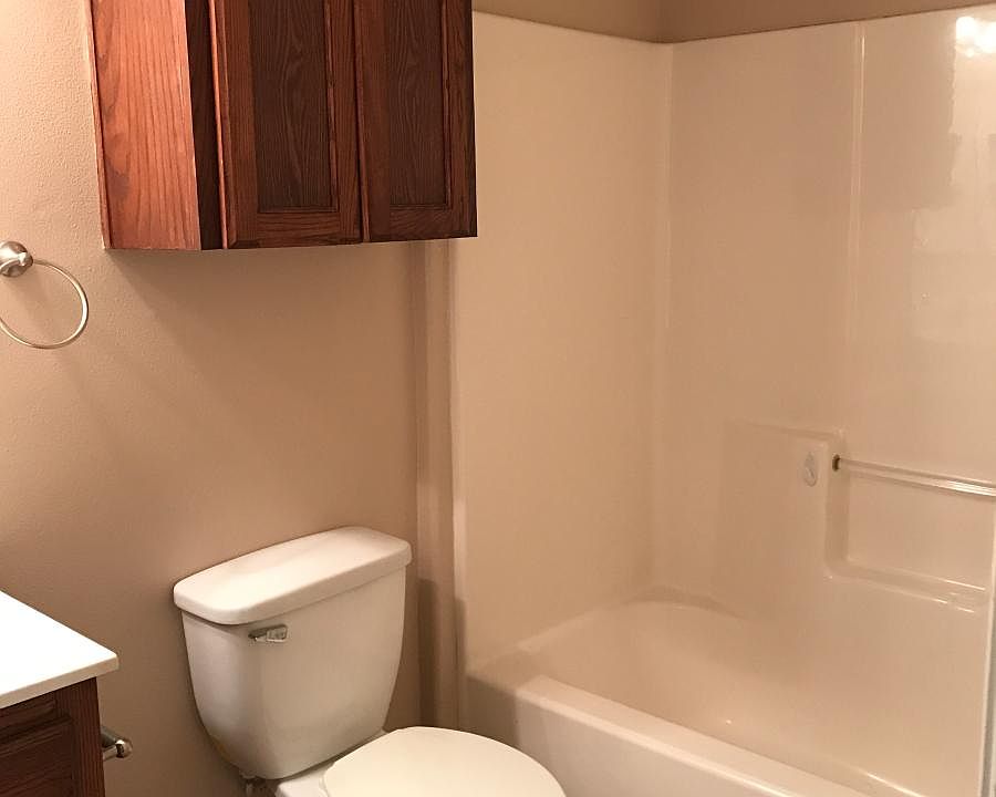 2nd Bedroom Bathroom