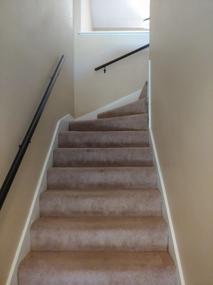 Stairway up to unit - 1451 Thrush Pl #1451