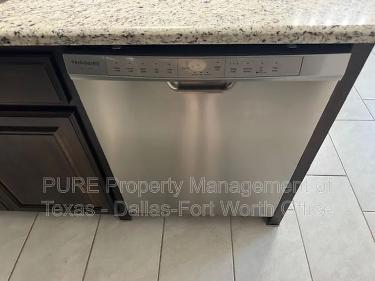 1612 Town Creek Cir — Photo 53