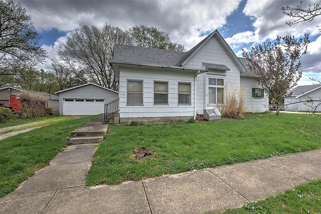 414 S Jefferson, Cerro Gordo, IL 61818 Zillow