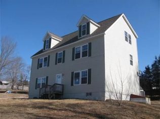 319 Chestnut Hill Ave, Athol, MA 01331