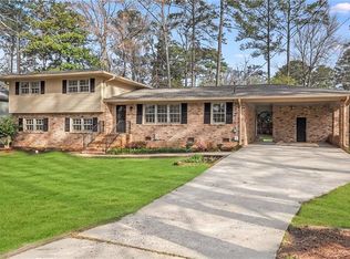 2578 Pangborn Cir, Decatur, GA 30033