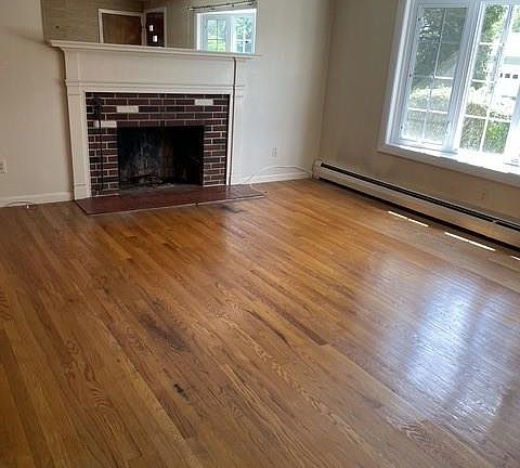 3rd image of 36 Edmond Dr