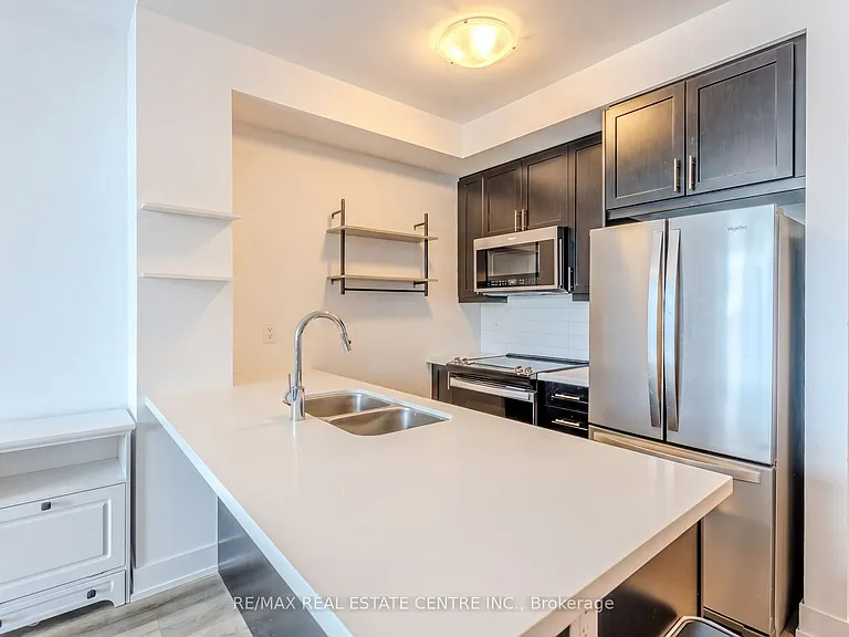 470 Dundas St E #1206 — Photo 14