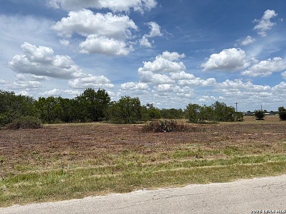 3rd image of 100 Oak Hollow Drive LOT 1