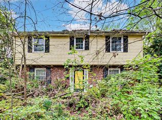 818 Montpelier Dr, Greensboro, NC 27410