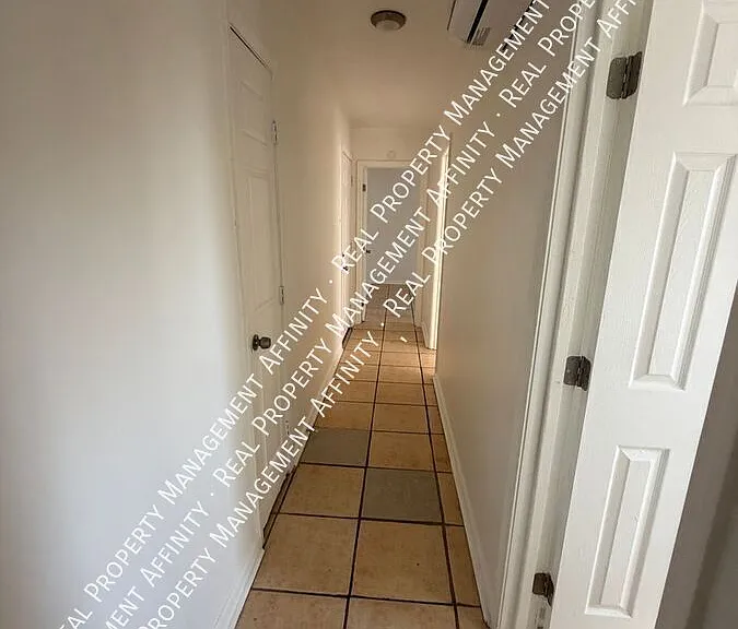 639 Mississippi Blvd #1 — Photo 7