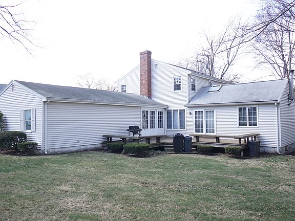 Level private lawn 