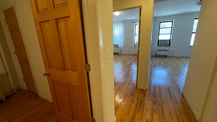 Rented by Oxford Property Group | media 13