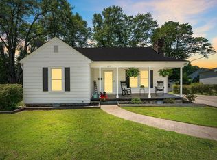 105 Connecticut Ave, Greer, SC 29650