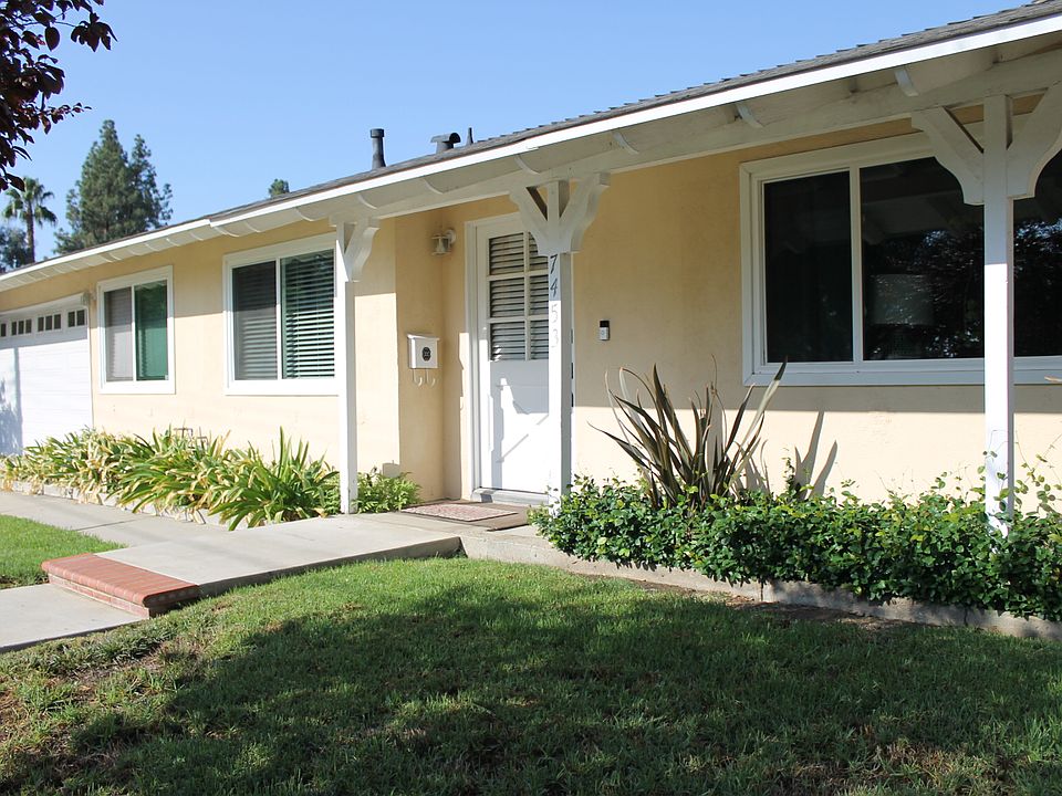 1st image of 7453 Minstrel Ave