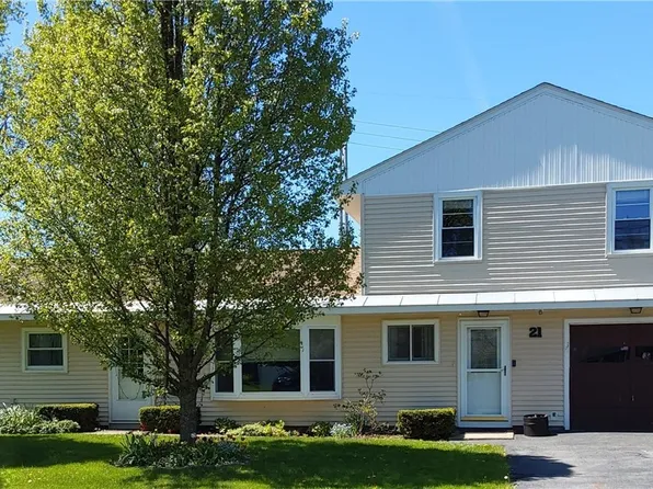 21 Tamarack Dr, New Hartford, NY 13413