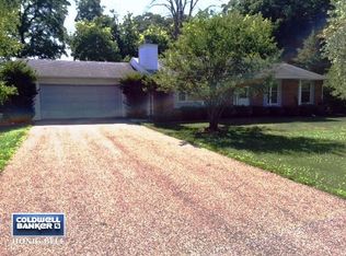 2180 Sage Rd, Delavan, WI 53115