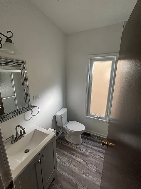 3 bed, 850 sqft, $1,900 — Photo 4
