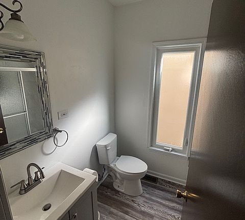 4th image of 5220 S Linder Ave #1