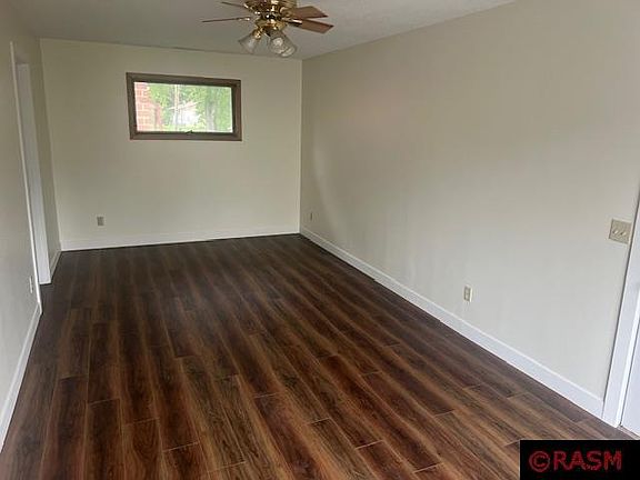 4th image of 309 Carney Ave #4