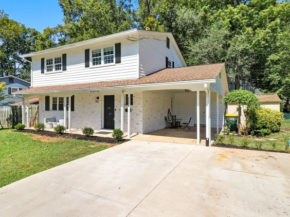 5205 Southampton Dr, Springfield, VA 22151