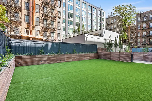 Rented by Corcoran | media 12