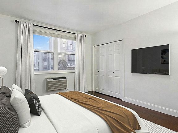 4th image of 158 Sackett St APT 2A