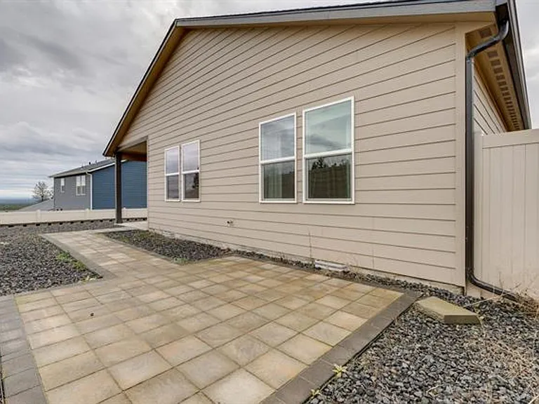 8207 S Avery Rd — Photo 34