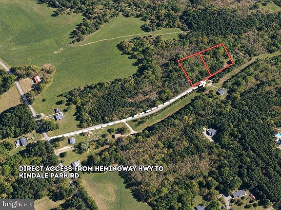 3rd image of 2 Mark Oliver Rd