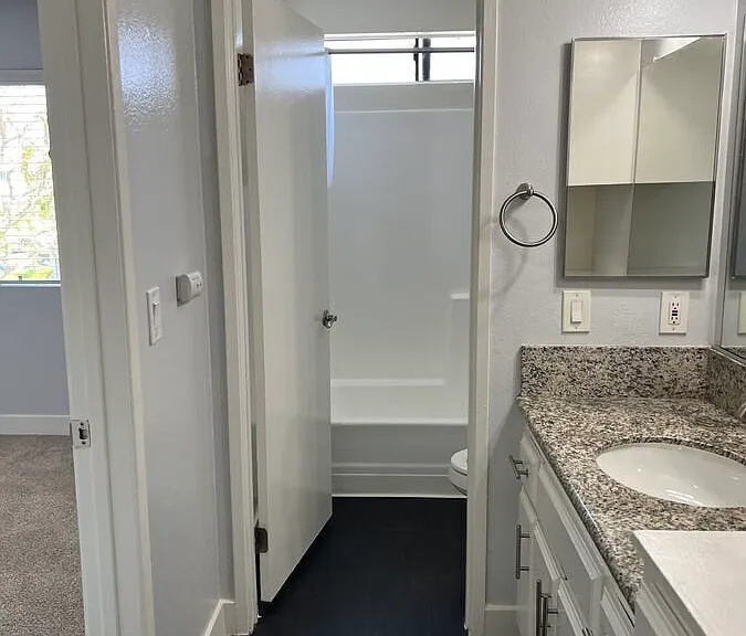 13640 Chadron Ave #6 — Photo 17
