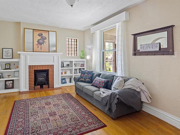 5th image of 6115 Southwest Ave