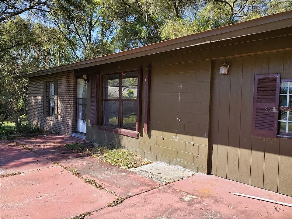 1st image of 902 Jacaranda Dr