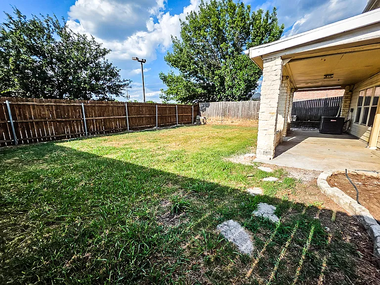 8309 Toler Trl — Photo 19