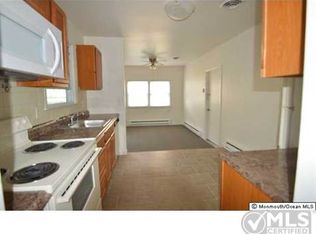 7 Hummingbird Ln, Whiting, NJ 08759