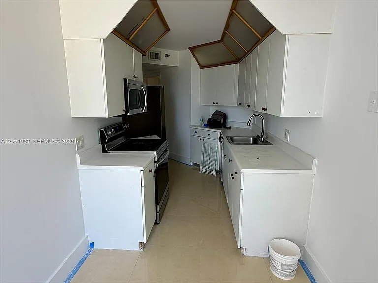 3610 Yacht Club Dr #602 — Photo 7